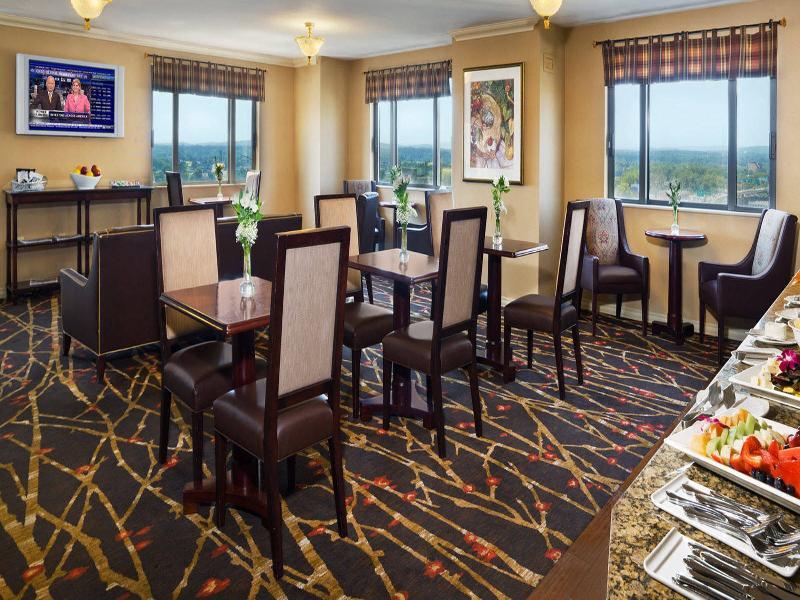 Sheraton Springfield Monarch Place Hotel Esterno foto