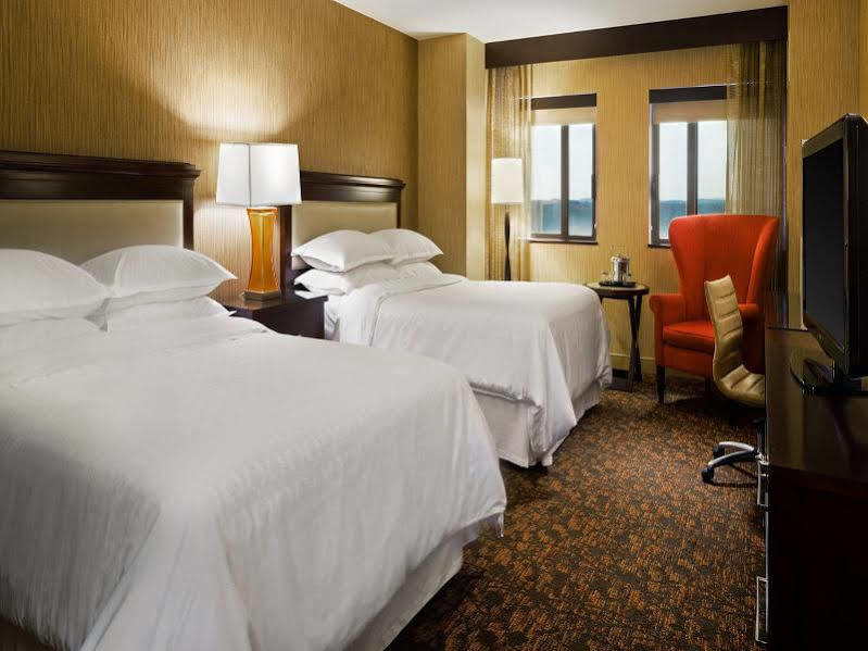 Sheraton Springfield Monarch Place Hotel Esterno foto